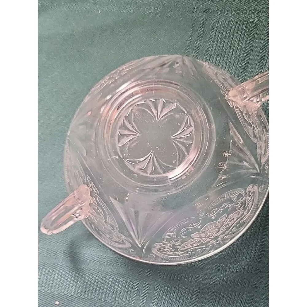 Hazel-Atlas Royal Lace Cream Soup Bowl